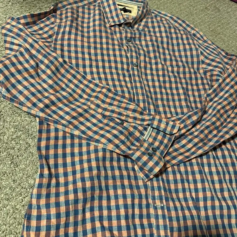 Banana Republic 100% Linen Camden Fit Gingham Plaid Button Down Shirt